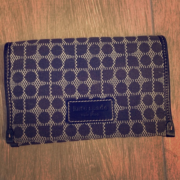 kate spade Handbags - Clutch